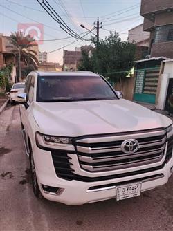 تويوتا لاندكروزر